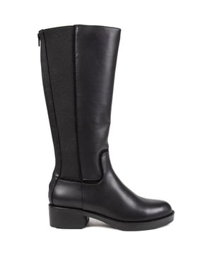 These boots were made for walkin'... Strut your fabulous stuff in these knee-high boots, the go-to partner your winter tights have been waiting for!
- Tonal edging detail
- Lightweight flexible construction with a classic profile
- Back zip for easy entry