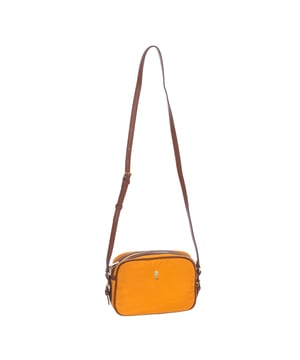 Crossbody bag U.S. POLO ASSN.
 Synthetic.
 Zipper closure.
 Back pocket with zipper closure
 Front interior: Two open pockets.
 Back interior: One zipper pocket.
 Adjustable strap.
 Interior lining with brand print.
 Brand logo on the front.
 Seams seen in tone.
 Measures: 24x17x8cm
 Composition: 80% Nylon, 20% Polyurethane
 Care:
Clean with a wet cloth.