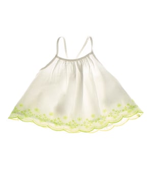 Girl's top with a delicate and fresh design, perfect for summer days.

 With thin straps that cross at the back, it adds a subtle and elegant touch.

 The bottom edge is decorated with charming floral embroidery and scalloped finish, providing a handcrafted and feminine detail.

 Its wide, loose cut allows for a light and comfortable fall, ideal for combining with other garments for a casual and airy look.
 Composition: Exterior: 100% Cotton; Interior: 100% Cotton; Embroidery: 100% Cotton
 Care:
- Machine wash max. 30ºC..
 - Use similar colors in the wash.
 - Avoid the use of bleaches.
 - Dry at low temperature.
 - Iron at low temperature.
 - Do not dry clean.