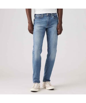 Heren Levis 511 Slim Mighty Mid Adv Jeans in lichtblauw.- 5-pocket constructie. - Gulp met rits.- Gemerkte lederen patch achteraan in de taille.- Gemerkte tab achteraan. - Stretch.- Slank bij de zit en dijen.- 100% katoen.- Ref: 045115242