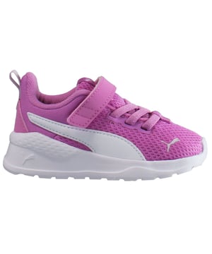 Anzarun Lite es el estilo Anzarun más refinado de Puma. Con el ADN de Anzarun, una parte superior de la base de malla y una cómoda entresuela de Imeva, este entrenador proporciona un aspecto limpio. La verdadera marca Puma Heritage completa el look.
CARACTERÍSTICAS Y BENEFICIOS
IMEVA: la entresuela de Puma para una sensación ligera y cómoda
Softfoam+: Sockliner de comodidad de Puma para un paso instantáneo y una comodidad de larga duración que proporciona amortiguación suave en cada paso de su día
DETALLES
Material de malla superior con superposiciones sintéticas
Sola de goma que no marcaba
Logotipo de Puma Cat en la lengua, el talón y el dedo del pie
Puma Formstrip en el lado lateral