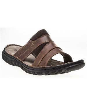 Trek zomerse stijl aan met de Cole herensandaal van Lotus. De rijkbruine leren teenslipper is ook met leer gevoerd en afgewerkt met een rubberen buitenzool met hoge grip.