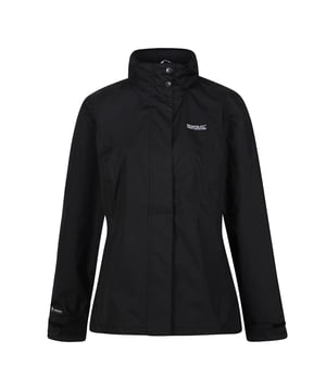 100% polyester Waterdichte shell jas voor dames Naaddicht, zacht aanvoelend polyester met Hydrafort-technologie en een duurzame waterafstotende afwerking biedt een effectieve barrière tegen wind en regen Zachte gaas voering is comfortabel om te dragen en de verstelbare capuchon netjes opbergbaar op droge dagen Twee zakken met rits zijn handig voor het opbergen van sleutels en telefoons Met de Regatta-print op de borst Regatta damesmaten (borstomtrek ongeveer): 34 (76 cm), 36 (81 cm), 38 (86 cm), 40 (92 cm), 42 (97 cm), 44 (102 cm), 46 (109cm), 48 (114cm), 50 (122cm), 52 (127cm), 54 (132cm), 56 (137cm), 58 (142cm), 60 (147 cm), 62 (152 cm), 64 (158 cm).