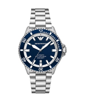 Dit Emporio Armani Heren horloge beschikt over een Automatisch binnenwerk. De kast (42 mm mm) is vervaardigd uit RVS (Zilverkleurig) en heeft een Mineraalglas. De band is Zilverkleurig RVS. Dit horloge uit de Emporio Armani Sea Explorer reeks is een mooi en tijdloos geschenk. Verras jezelf of iemand anders met dit cadeau. Bovendien geniet u hierbij van 2 jaar garantie tegen alle fabricagefouten.