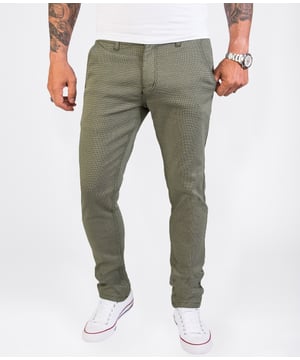 Angeboten wird eine Herren Chino Hose der Trendmarke "Rock-Creek". Super bequem Herren Hose aus Baumwolle. Top Qualität und Hochwertige Verarbeitung .