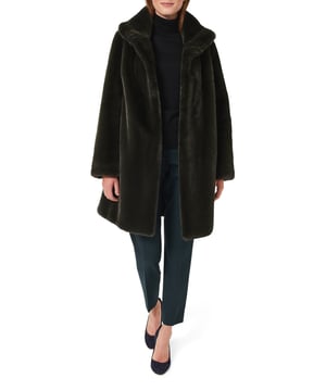 Elevate your winter wardrobe with the Maddox Coat. Crafted from luxurious 100% polyester, this elegant overcoat showcases a classic olive green shade, timeless regular fit, and a sophisticated collar. Designed for casual wear, its exquisite woven fabric offers both style and comfort, making it perfect for any occasion.