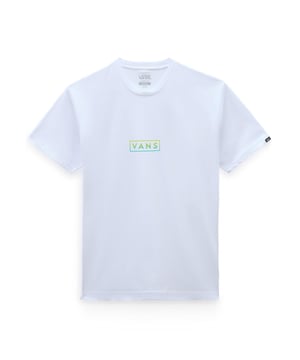 Vans Classic Easy Box T-shirt is a Core Style From Their Range, Easy Wearing With a Minimal Logo Hit. It's Made From 100% Cotton That's Soft to the Touch and Cut With a Classic Fit That's Comfy and Easy to Wear. A Small Vans Easy Box Logo is Screen Printed Onto the Centre of the Chest and Coloured With a Fiery Gradient Finish.