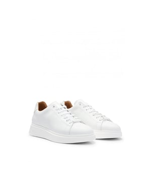Polished-leather trainers by BOSS, made in Portugal and featuring a lace-up closure and branded rubber sole.
LacesFully linedPackaging: Box
100% Cow skin, 100% Polyester, Sole: 100% Rubber, Upper material: 100% Cow skin, Innersole: 100% Goat leather
&nbsp;
50497887
&nbsp;
&nbsp;
