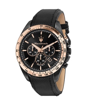 Stijlvol heren horloge van het merk Maserati in de kleur zwart met rose details. Het horloge heeft een lederen polsbandje dat ook kleiner gemaakt kan worden, de kast heeft een diameter van 45mm en het uurwerk is van Quartz.  Merk: MaseratiModelnaam: Traguardo (45mm)Categorie: heren horlogeMaterialen: edelstaal, leerKleur: zwart, rose