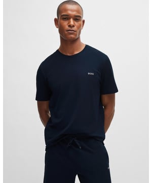 A versatile T-shirt cut to a straight fit in stretch jersey with a logo detail on the chest by BOSS Menswear.
Regular fitCrew neck
95% Cotton, 5% Elastane
50515391