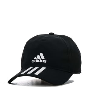 adidas C40 - Stripes Climate Cap in black- white.- Adjustable back strap.- Medium pre-curved brim.- Buckle closure.- 3 stripes on the peak.- UV 50 factor.- Dobby.- Main Material: 90% Polyester (Recycled)  10% Elastane.  Sweatband: 100% Polyester.  Lining: 100% Cotton. Machine washable.- Ref: DT8542
