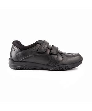 Si los zapatos escolares necesitan funcionar para ti. prueba lo elegante. pero elegantes y cómodos Hush Puppies Jezzas. Estos zapatos negros cuentan con un fácil cierre de gancho y bucle. Plantilla microfresh. cuello y lengüeta acolchados. Forro textil y parte superior fabricada en piel de alta calidad.
