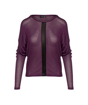 Mauve batwing long sleeve top in light loose knit stretch jersey fabric, viscose-elastane. Round neckline. Black faux leather vertical panel detail in the front centre. Measurements for size 36/S (in cm): Shoulder -68, Chest-54, Waist-47, Bottom-45, Sleeve Length-48, Body length-55.