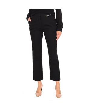 Lange broek Eleven Paris.
 Kleur Zwart.
 glad model
 Naden in toon zichtbaar.
 Open bovenkant en steekzakken en één met rits
 Samenstelling: 100% katoen

 Wasvoorschriften:
 - Maximaal wassen op 30ºC.
 - Strijken op gemiddelde temperatuur, max. 110ºC.
 - Hiermee kunt u een droger gebruiken.
 - Niet bleken.
 - Mag niet chemisch gereinigd worden.
 Samenstelling: 100% katoen
 Onderhoud:
Wasvoorschriften:
 - Maximaal wassen op 30ºC.
 - Strijken op gemiddelde temperatuur, max. 110ºC.
 - Je kunt een droger gebruiken.
 - Geen bleekmiddel gebruiken.
 - Kan niet chemisch gereinigd worden.