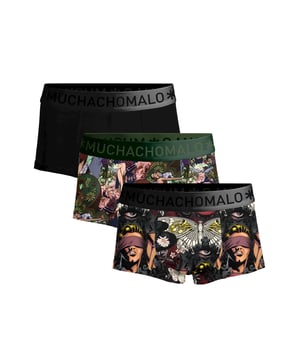 Los bóxers/calzoncillos Muchachomalo se ajustan como un guante y están hechos de algodón de alta calidad. Una suave cinturilla elástica con logotipo hecha de tejido de microfibra proporciona mayor comodidad. Especificaciones • 3 piezas • Ajuste normal • Costuras planas para mayor comodidad • Pretina suave con el logo de Muchachomalo Mantenimiento • Lavar a 30 grados • No secar en secadora • Planchar a fuego medio (2 puntos) ¿Por qué Muchachomalo? Muchachomalo sólo trabaja con fábricas certificadas BSCI y OEKO-TEX. Estas fábricas tienen como objetivo mejorar continuamente las condiciones laborales. Luchan por el derecho a formar un sindicato, condiciones de trabajo seguras y están en contra del trabajo forzoso e infantil. También permiten a los consumidores y a las empresas tomar decisiones responsables que protejan nuestro planeta para las generaciones futuras.