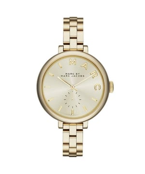 Specification Details Brand Marc Jacobs Model MBM3363 Barcode Number 796483150102 Gender Women's Case Diameter 36 mm Case Material Stainless Steel Case Colour Gold Dial Colour Champagne color Band Material Stainless Steel Band Colour Gold Movement Quartz Chronograph No Water Resistance 5 ATM