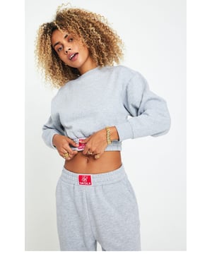 inchGrey Marl Cropped SweatshirtRelaxed crop fitSoft touch fabricWoven badge brandingBalloon sleevesMachine wash70% Cotton 30% Polyester inch