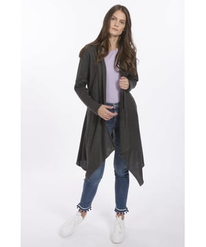 Model Wearing: One Size

An exceptional cashmere cardigan with rolling lapels and flared side seams adding femininity to the silhouette of the item.