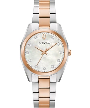 Dit Bulova Dames horloge beschikt over een Quartz binnenwerk. De kast (32 mm mm) is vervaardigd uit RVS (Multi) en heeft een Mineraalglas. De band is Multi RVS. Dit horloge uit de Bulova Surveyor reeks is een mooi en tijdloos geschenk. Verras jezelf of iemand anders met dit cadeau. Bovendien geniet u hierbij van 2 jaar garantie tegen alle fabricagefouten.