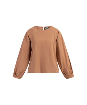Met zijn charmante, strakke look is de katoenen blouse van DreiMaster Vintage onze 24/7 favoriet van het seizoen geworden. Of het nu bij denim, chino's of minirokken is: de casual, losse pasvorm met sportieve raglanmouwen past uitstekend. Het model wordt gecompleteerd door de ronde halslijn met een klein knoopje aan de achterkant en de wijde mouwen, die eindigen met een smalle manchet.  Blouse
