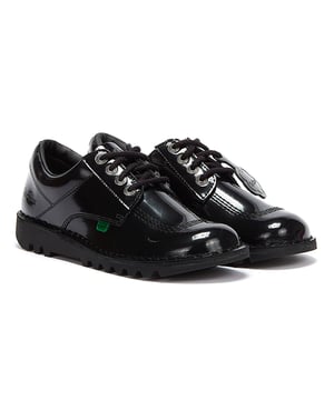 Just like the classic Kick Hi boots, these black patent shoes come with Kickers' iconic red and green tabs, chunky cleated sole and triple stitch detailing. Soft leather uppers help to make this shoe not only stylish, but comfortable also.