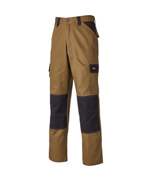Los Pantalones Dickies ED24/7 tienen una excepcional variedad de opciones de color y tamaños disponibles. Estos combinan y complementan la ropa y la chaqueta de dos tonos de Dickies. Combina esto con el excelente precio bajo y es fácil ver por qué se ha demostrado que son un pantalón de trabajo de gran venta en el mercado del Reino Unido. Cargados de bolsillos (ver abajo) y con compartimentos para inserciones de rodilleras Dickies.