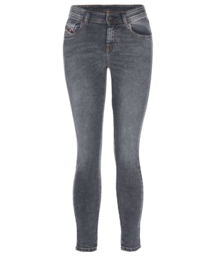 98% katoen, 2% elastaan; Dieselbroek 2017 SLANDY - R69RS;  Model: A05302 R69RS 02;  Hoogwaardige afwerking;  Zacht katoen, stretch;  Superskinny pasvorm, middelhoge taille, superskinny pijpen;  Sluiting: knoop, ritssluiting;  Klassieke "5-pocket"-stijl;  riemlussen;  Diesel-logodetails