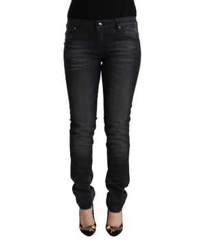 Brand nieuw met labels  
100% Authentieke ACHT Jeans  
Slim fit snit  
Rits- en knoopsluiting  
Gemaakt van 98% Katoen en 2% Elastaan  
Lage taille denim model  
Zwart gewassen kleur  
Logo details  
Materiaal: 98% Katoen 2% Elastaan