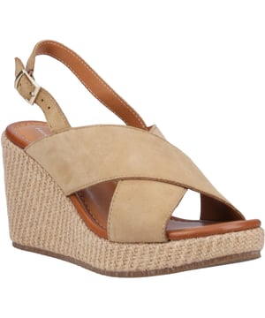 A beautiful suede upper and classic styling make the Perrie an ideal choice for summer lunches, keeping you comfortable and stylish all day
