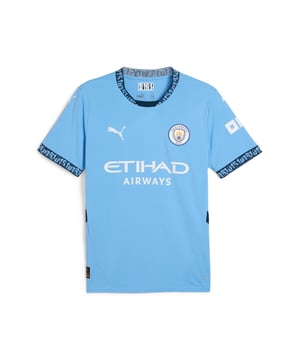 PRODUCT STORY: Manchesters 0161 is more than an area code. Its an accent, a swagger, a sense of what being Mancunian is all about even if you arent Mancunian. This season, we thread 0161 through the trims of the 24/25 Home Kit and invite the world to wear it. Designed for the fans, Replica jersey pairs the same match-worn look with a casual silhouette, details, and materials, ideal for both game day and everyday wear.&nbsp; FEATURES & BENEFITS: dryCELL: Performance technology designed to wick moisture from the body and keep you free of sweat during exercise; Made with at least 90% recycled materials. DETAILS: Regular fit; 170 gsm, Jacquard; Crew neck; Short sleeves; Official team branding. Our model is 181 cm tall and is wearing size M UK.