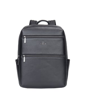 Unisex-Rucksack mit Reißverschluss. eine Innentasche mit Reißverschluss und zwei offene Innentaschen. 3 Frontreißverschlüsse und 2 offene Seitenreißverschlüsse Außentaschen. fehlender Schultergurt. Ledergriff. ein Innenfach. RucksackUnisex-Außenmaterial. Innen mit Polyester gefüttert. Maße: 42x30x13 cm. Modeprodukt
