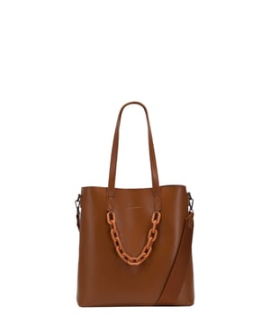 This beautiful bag is a statement piece from a busy day at work to a relaxing day shopping, this is the perfect, spacious tote. With the luxurious soft PU leather and minimalistic look this will easily become your everyday bag on the go. The optional shoulder strap allows you to have 2 styles in one for maximum comfort. While also featuring a large zip top inner pouch to keep all your valuables safe. Features: , Claudia Canova blind debossed logo, Two grab handles, Removeable shoulder strap, Portable large inner pouch with secure zip opening, Magnetic clasp fastening to the main compartment, Gunmetal hardware, Soft chain detailing Style Ref: 84303 TAN