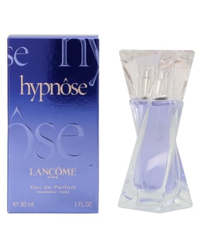 Lancome design house launched Hypnose in 2005 as a oriental vanilla fragrance for women. The bewitching and hypnotizing fragrance of a woman who knows how to use her charm to fascinate the man she loves. A woody oriental fragrance that acts like a s