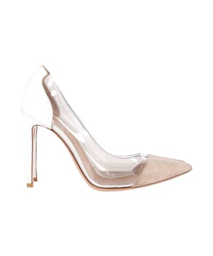 VINTAGE, RRP AS NEW
Chic and classy, these Plexi pumps from the Italian shoe label Gianvito Rossi are here to make you fall in love with them. Perfectly crafted from leather, suede, and PVC, these pumps feature an elegant silhouette. They flaunt pointed toes, stiletto heels, and comfortable leather-lined insoles. Pair them with a slit dress to look fashionable wherever you go.



Gianvito Rossi Plexi Pointed Toe Pumps in White Leather
Condition: very good
Material: leather and pvc
Size: EU38.5
Sign of wear: light wear throughout
SKU: 364822