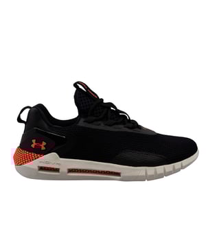This model of sports shoes- thanks to the fabric insole – will provide great cushioning of the entire foot and great air circulation inside the shoe. 
In these sports shoes you will feel confident and comfortable during your workouts. This model, thanks to the laces, looks great on your feet and does not slip during exercises. 
The upper is made of a lightweight and breathable material which reduces sweating. This is the perfect model for everyday workouts – outside as well as in a sports hall. 
Comfortable interior lined with material which provides great ventilation.