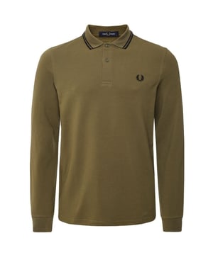 Polo verde de Fred Perry, estampado en el cuello, cierre de botones en el cuello. Polo 100% Algodón, Manga Larga, Verde Oscuro