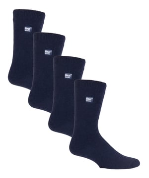 Heat Holders Ultra Lite - Mens 4 Pack Thermal SocksHalten Sie die Füße warm an den kältesten Tagen und ziehen Sie dieses Paar Heat Holders Ultra Lite Thermal Socks an. Jetzt im 4er-Pack! Heat Holders Ultra Lite ist wie die Lite-Version, aber noch weniger klobig. Sie eignen sich perfekt für enger sitzende Schuhe, d.h. sie sind großartige Socken für die Wintermonate, passen in jede Art von Schuh und bieten die von Heat Holders bekannte Wärme.Heat Holders Socken bieten Ihnen intensiven Komfort und Wärme. Unser speziell entwickeltes Thermogarn sorgt für eine leistungsstarke Isolierung gegen Kälte und eine hervorragende Feuchtigkeitsableitung.Die innovative Stricktechnologie erzeugt unseren einzigartigen, extra langen, geschlungenen Polsterflor, der mehr warme Luft einschließt. Unser fachmännischer Heat Holders-Bürstungsprozess maximiert die Menge an warmer Luft, die in jeder Socke gehalten wird, und sorgt so für absolute Wärme und ganztägigen Komfort. 1,0 tog bedeutet, dass Ihre Füße und Beine selbst bei extrem kalten Wintertemperaturen dreimal wärmer sind als bei herkömmlichen Baumwollsocken. Diese Socken sind nicht nur super weich und warm, sondern auch sehr nützlich, wenn Sie sich längere Zeit im Freien aufhalten.Wenn Sie Schwierigkeiten haben, Ihre dicken Original Heat Holders in Ihre Stiefel oder Schuhe zu bekommen, dann haben wir hier die Lösung für Sie! Diese Ultra Lite Socken sind dünn genug, um in Ihre Alltagsschuhe zu passen, aber dick genug, damit die Wärmeisolierungstechniken der Heat Holders weiterhin funktionieren. Egal, ob Sie sich zu Hause entspannen, draußen arbeiten oder winterliche Outdoor-Aktivitäten genießen, diese Thermosocken sind die ideale Ergänzung für Ihre Sockenschublade. Diese Socken werden im 4er-Pack geliefert, sind in den Größen 6-11 UK erhältlich und bestehen aus 89% Acryl, 10% Polyamid, 1% Elastan. Sie sind in den Farben Schwarz, Anthrazit und Navy erhältlich und können in der Maschine gewaschen werden.Extra ProduktdetailsWärmesocke Ultra Lite SocksSpeziell entwickeltes GarnDünner als die OriginalsockeThermobürste1,0 Tog RatingDick und warm3X wärmer als BaumwollsockenHerrengröße: 6-113 FarboptionenMaschinenwaschbar