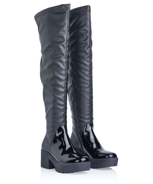 45% Polyester, 35% Polyurethan, 20% Kalbsleder; Pollini Stiefel; Modell: SA26067G12T71 00A; Weiches Leder; Runde Kappe; Absatzhöhe: 7 cm; Schafthöhe: 52 cm; Pollini Logo Details
