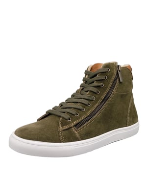 Level up your everyday trainer collection with the Ilford High Top Trainers, featuring soft suede leather uppers and a classic lace up design. Complete with a zip fastening for a trend-led feel and easy to wear style.