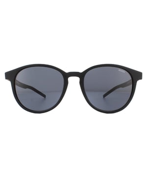 Las gafas de sol Hugo by Hugo Boss HG1127/S 003/IR Negro Mate Gris son un estilo redondo contemporáneo fabricado en plástico hipoalergénico ligero. Las patillas delgadas están sutilmente marcadas con el logotipo de Hugo, al igual que el ángulo de la lente.