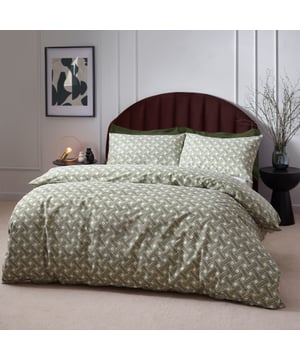 Inspired by modern, minimalist art, the Alexa duvet cover set is a softer alternative to geometric design. Featuring watercolour basket weave lines in earthy green tones, it will add warming, relaxing colour to a neutral interior. Printed on soft, cotton rich fabric, the design is featured on both sides. A timeless addition to your bedding collection! OEKO-TEX certifies this product® showing it has been sustainably made.