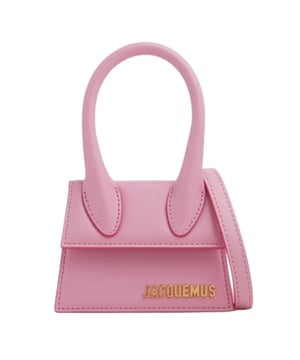 Deze tas van Jacquemus is het perfecte accessoire voor degenen die een klassiek tintje willen toevoegen aan hun dagelijkse look, Jacquemus roze tas, sluiting met sluiting, gemaakt in Italie, 100% leer, effen roze tas, de Chiquito tas, mini tas