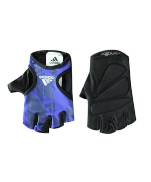 Estos guantes de fitness Adidas son un estilo de resbalón diseñado con un cierre de táctil para un ajuste personal. Son una construcción liviana y sin dedo diseñada con un logotipo de firma y están completos con la marca Adidas.