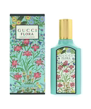 Gucci Flora Gorgeous Jasmine ist ein blumiger, luxuriöser und sinnlicher Damenduft, der im Jahr 2022 auf den Markt kommt. Der Duft ist inspiriert von der Schönheit blühender Jasminblüten in einem Garten und schafft ein frisches und feminines Aroma, das die Essenz des Frühlings einfängt. Die Kopfnote des Duftes ist eine Mischung aus italienischer Mandarine, Bergamotte und würzigem schwarzem Pfeffer, die einen saftigen und belebenden Duft erzeugt. Die Herznote des Parfums besteht aus einem Blumenbouquet aus Jasmin, Magnolie und Rose, das dem Duft seinen charakteristischen blumigen Duft verleiht. Die Basisnoten aus Patchouli, Sandelholz und Benzoe verleihen dem Duft Tiefe und Sinnlichkeit.