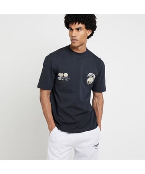 Regular fit, Graphic print, Crew neckline, Short sleeves