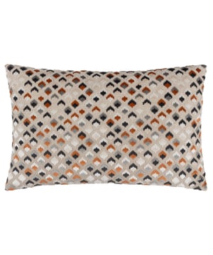 A remarkable collection of our new jacquard velvets. The Lexington cushion has a textured Jacquard velvet woven face that is adorned with eye-catching 3D geometric-style diamonds and is set against a complementary jersey-look natural base for a striking appearance. An opulent cushion for your soft furnishings.