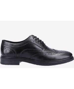 Der Santiago von Hush Puppies ist ein klassischer Oxford-Schnürschuh mit Flügelspitze aus Leder und einer Memory-Foam-Lederdecksohle. Die leichte, flexible Sohle macht ihn zum perfekten Schuhwerk für den ganzen Tag.
-Speziell entworfene, mehrfach gerillte Sohle von der Ferse bis zur Zehe ermöglicht volle Flexibilität des Fußes.
-Bewegung für ganztägigen Komfort
-Obermaterial aus Leder
Memory-Foam-Komfort-Einlegesohle mit Lederdecksohle
-Hochwertiges Leder