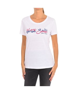 North Sails Kurzarm-T-Shirt.
 Rundhalsausschnitt mit geripptem Abschluss.
 Markenprint auf der Vorderseite.
 Nähte im Farbton gehalten.
 Zusammensetzung: 100% Baumwolle
 Pflege:
Bei maximaler Temperatur von 30º waschen.
 Bei mittlerer Temperatur bügeln.
 Keinen Trockner verwenden.
 Kein Bleichmittel verwenden.
 Nicht chemisch reinigen.