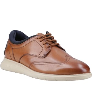 Die VANTAGE Schuhe sind eine großartige Ergänzung für jede Garderobe und verfügen über ein Obermaterial aus Leder mit einem gepolsterten Textilbesatz. Diese moderne, trendige Option lässt sich leicht mit jedem Outfit kombinieren und verfügt über eine Pod-Logo-Prägung und Nahtdetails.