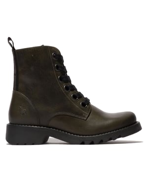Las botas RAGI539FLY de Fly London aportan un toque elegante a cualquier armario. Fabricadas con piel y tejido Rug de primera calidad, estas botas hasta el tobillo presentan un diseño de perfil alto para una sujeción segura del tobillo. El forro de tela suave y la plantilla extraíble acolchada con espuma garantizan la comodidad, mientras que la suela de goma gruesa proporciona un excelente agarre y tracción. Con un tacón de 4 cm, estas botas con cordones son tan funcionales como modernas. Perfectas para usar durante todo el día, Piel y tejido Rug de primera calidad, parte superior Plantilla extraíble acolchada con espuma para mayor sujeción, Diseño de perfil alto para estabilidad del tobillo, Suela de goma duradera, Tacón de 4 cm, Cierre con cordones para un ajuste seguro.